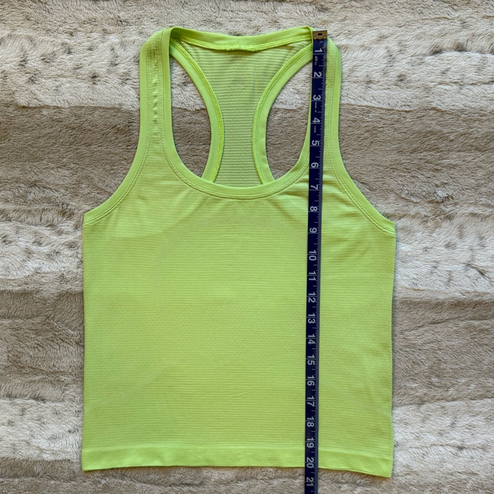 Lululemon Swiftly Tech Racerback 2.0 *Race Length in Neo Mint / Neo Mint Size 4 - Picture 10 of 13